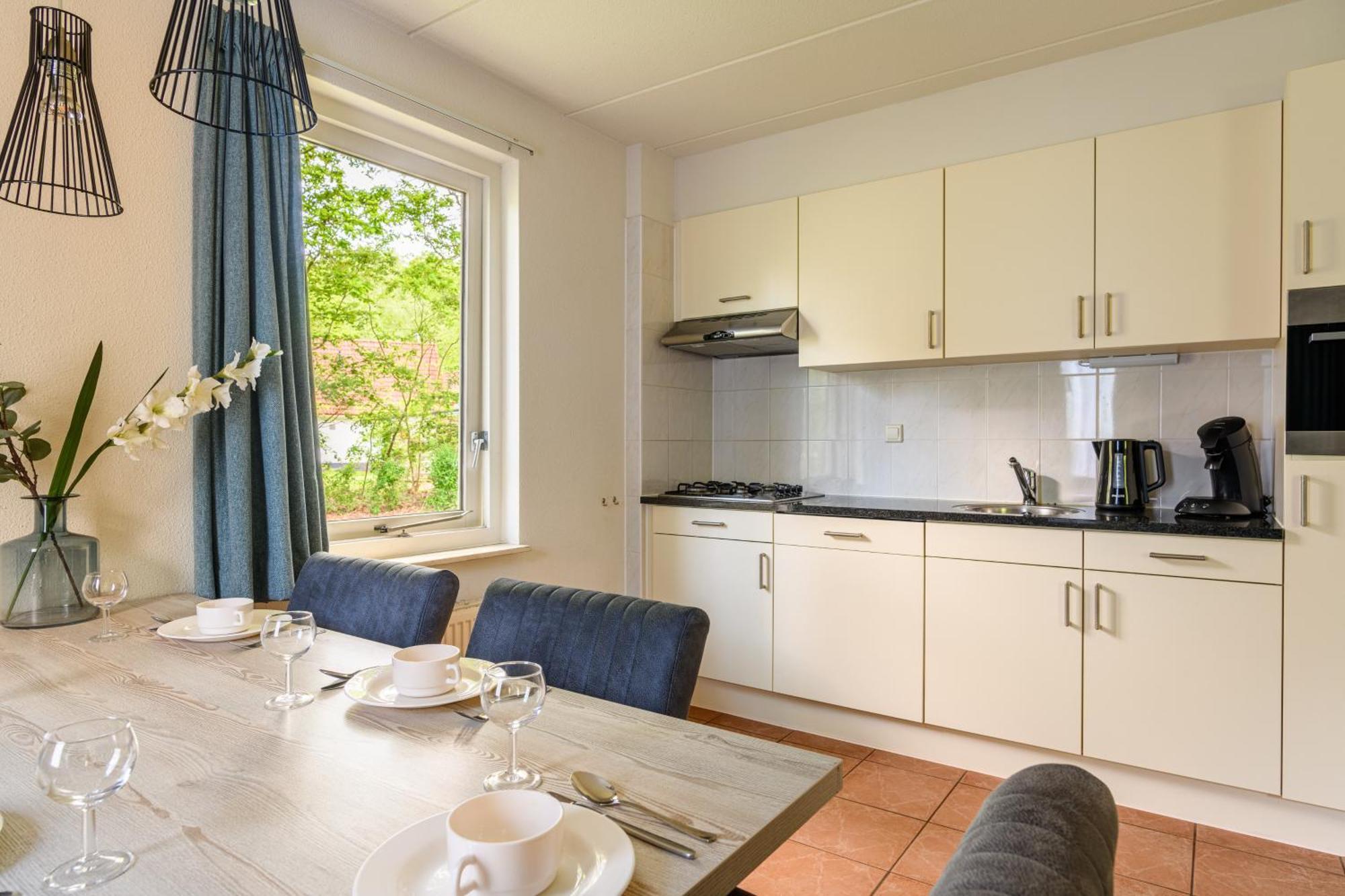 Summio Bungalowpark Het Drentse Wold Hoogersmilde Kamer foto