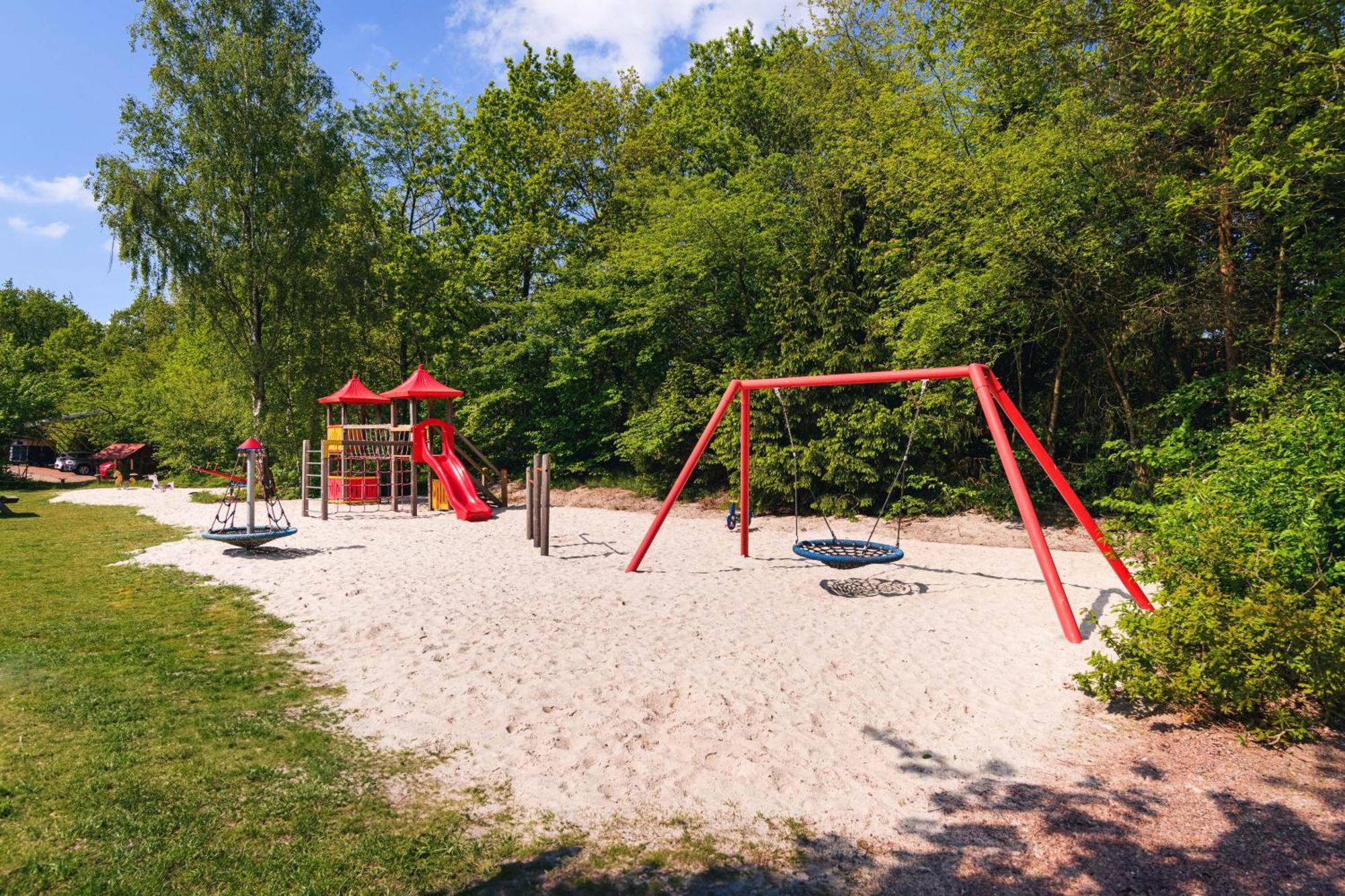 Summio Bungalowpark Het Drentse Wold Hoogersmilde Buitenkant foto
