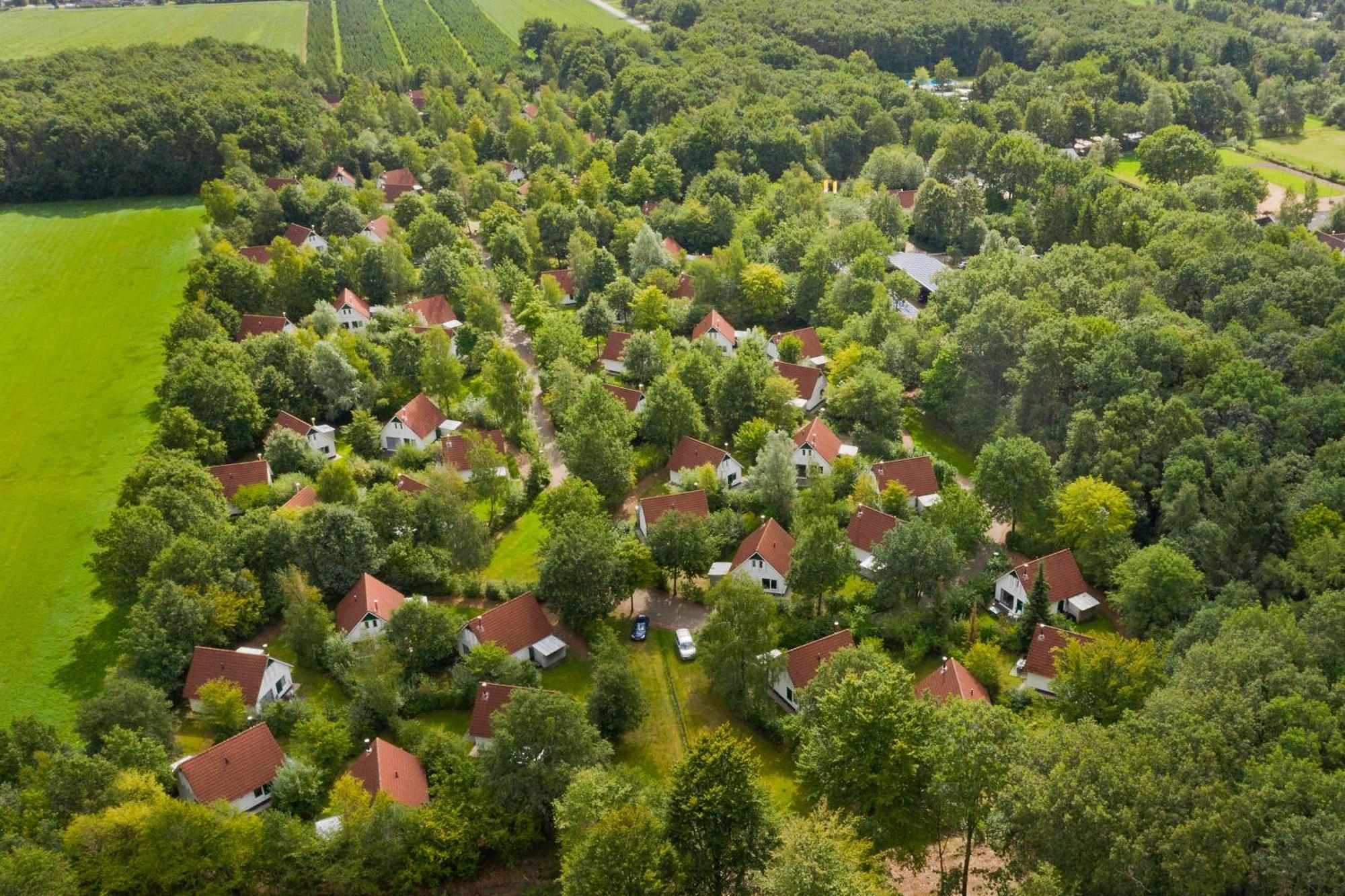 Summio Bungalowpark Het Drentse Wold Hoogersmilde Buitenkant foto